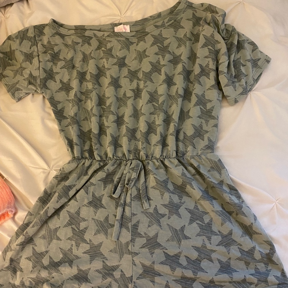 Romper - Picture 2 of 3